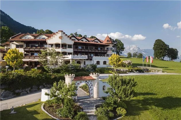 Söll_Hotel_AlpenSchlössl_Sommer_WilderKaiser