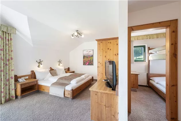 Söll_Hotel_AlpenSchlössl_Zimmer_WilderKaiser