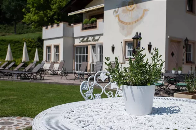 Söll_Landhaus_Ager_Liegen_Hallenbad_WilderKaiser