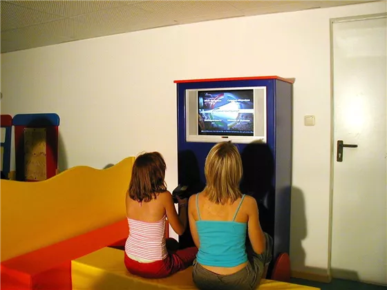 Spielzimmer Tv