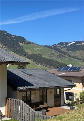 Terrasse Blick vom Hang
