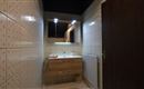 Badezimmer zu Schlafzimmer 2