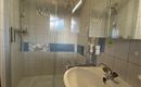 Brause samt WC für Zimmer 1
