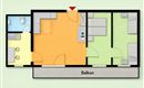 Eine einfache Grundrisszeichnung einer Wohnung mit drei Zimmern. Der Balkon ist am unteren Rand vermerkt.