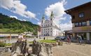 dorfplatz brixen im thale