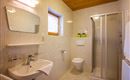 Gaestehaus_Staffner_Kirchberg_Appartement_2_Badezi