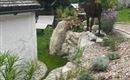 Garten mit Kapelle