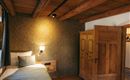 Heublumen-Wand im Schlafzimmer