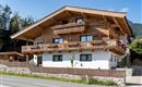 Kinkara_Lodge_Lendstrasse_42_Kirchberg_Haus_aussen