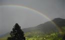 Regenbogen vor dem Haus