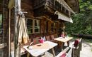 Rettensteinhuette_außen_Terrasse_Aschau