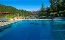 Schwimmbad aussen mit Blick zum Wilden Kaiser