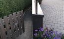 Seitenweg zur Terrasse