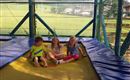 Spass im Trampolin