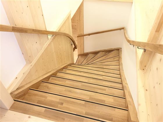 Treppe Holz