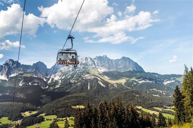 Walk to this Astberg lift from the house (5min)