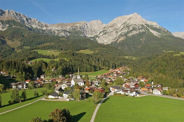 Dorf Scheffau am Fuße des Wilden Kaiser
