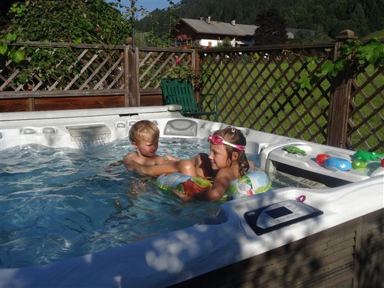 Whirlpool kinder (002)