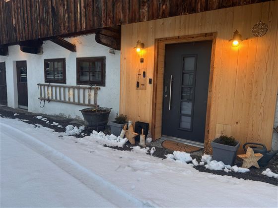 Winter Aussenansicht Haustür