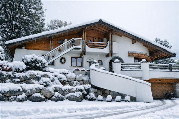 Winterbild Haus Eva