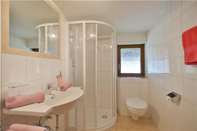 Zimmer 2 Badezimmer