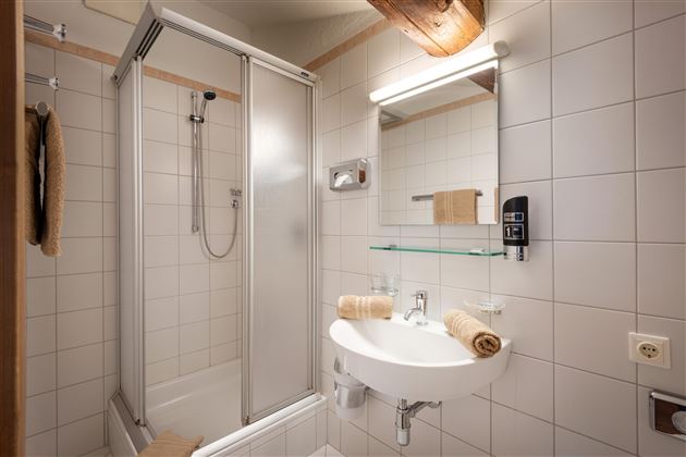 Zimmer 4 Badezimmer