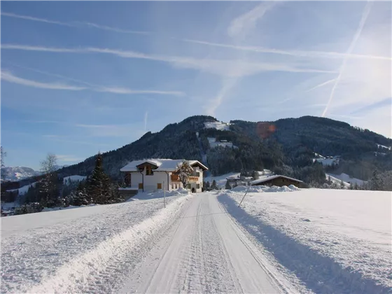 Driveway and view of the Astberg Going